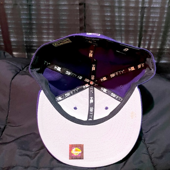 Los Angeles Lakers fitted flatbill Hat - Picture 4 of 4